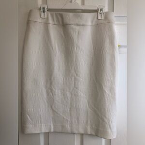 Kasper White Textured Pencil Skirt